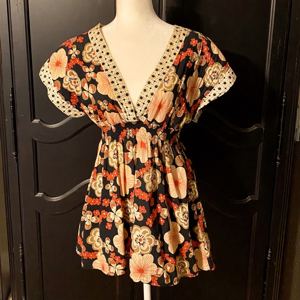 Black Floral Tunic Top